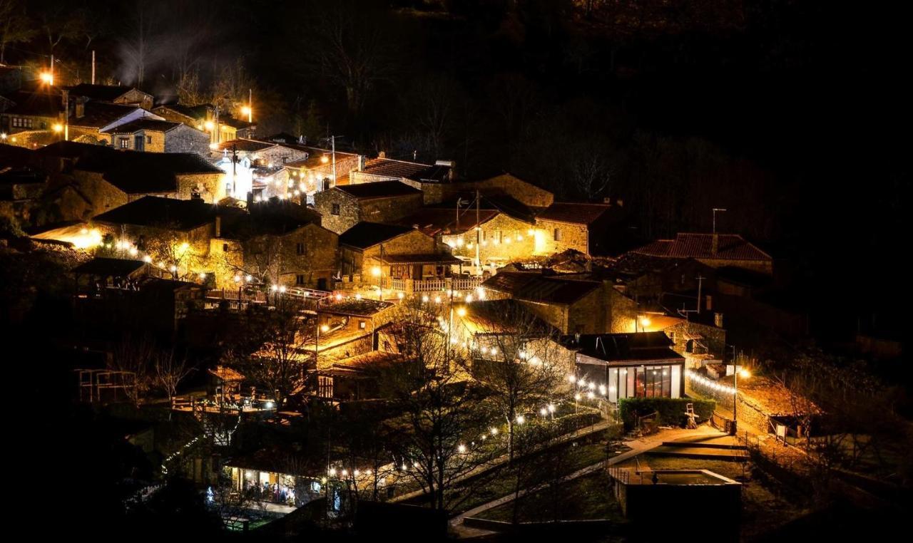Casa Em Xisto Na Serra Da Lousa, Gondramaz Eksteriør bilde